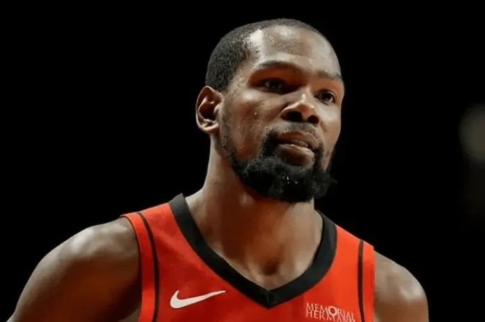 九游体育官网电脑版-火箭111-104战胜活塞 球员评价：3人优秀，4人良好，泰特崩盘|卡佩拉|谢泼德|底特律活塞队|约什·奥科吉|杰肖恩-泰特_新浪体育_新浪新闻